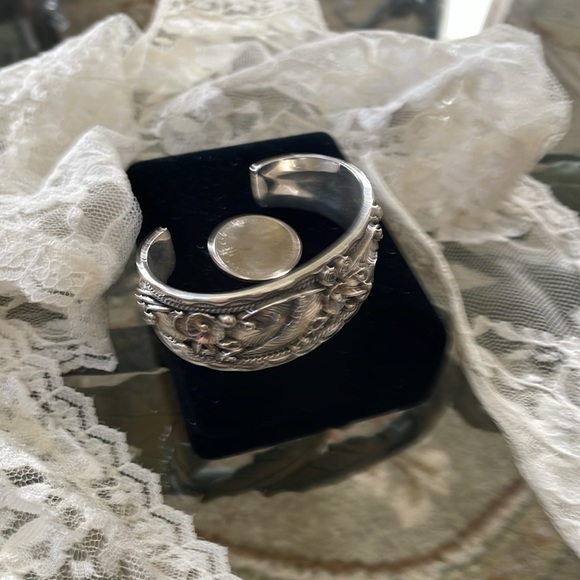 Sterling Native American Cuff Bracelet - Picture 6 of 12